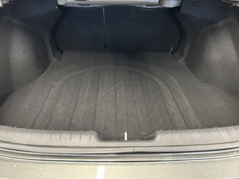 Used 2025 Hyundai Elantra Limited image 15