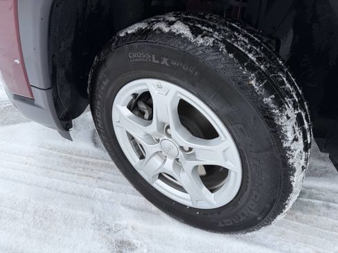 Used 2022 Jeep Compass Sport image 10