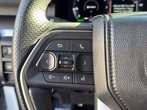 Used 2025 Toyota 4Runner 4WD image 14