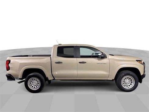Used 2023 Chevrolet Colorado W/T image 9