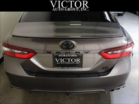 Used 2021 Toyota Camry SE FWD image 10