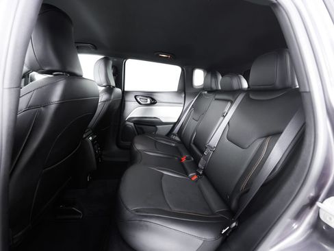 Used 2023 Jeep Compass Limited w/ Elite Group AWD/4WD image 18