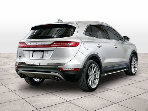 Used 2017 Lincoln MKC Reserve image 11