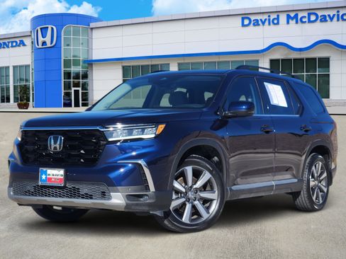 Certified 2024 Honda Pilot Touring image 1