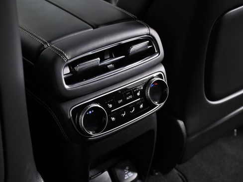 Used 2023 Genesis GV80 3.5T AWD/4WD image 38
