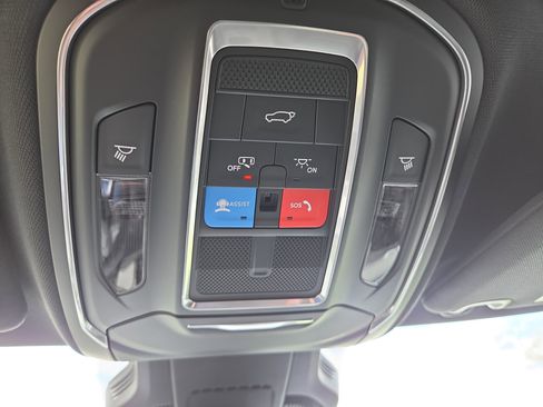 New 2026 Jeep Cherokee Limited AWD/4WD image 8