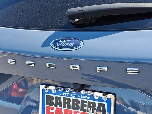 Used 2025 Ford Escape ST-Line Select AWD/4WD image 29