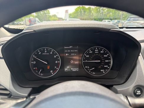 Used 2025 Subaru Crosstrek 2.5i Premium AWD/4WD image 22