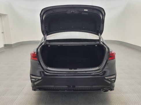 Used 2021 Kia Forte LXS FWD image 29