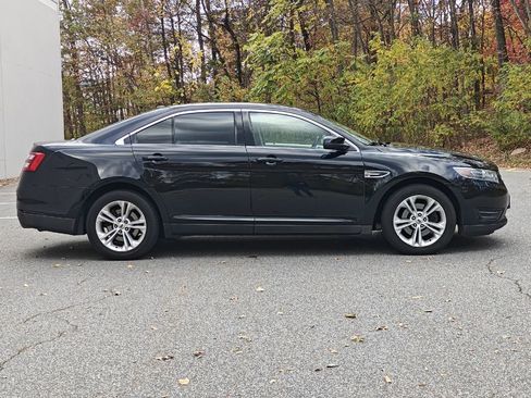 Used 2018 Ford Taurus SEL w/ Equipment Group 201A image 2
