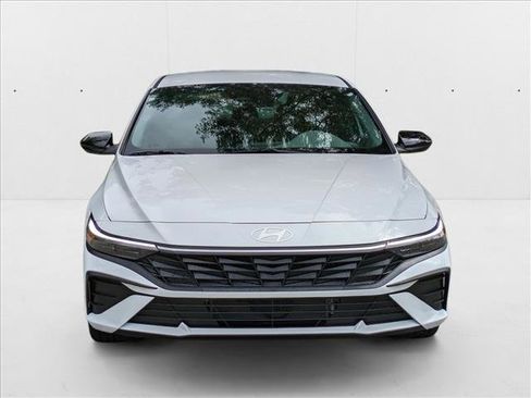 New 2025 Hyundai Elantra SEL w/ Cargo Package image 6