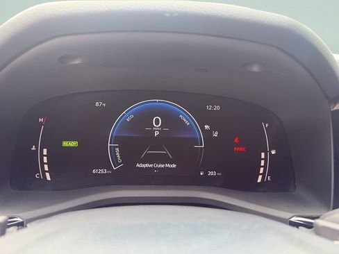 Used 2025 Toyota Camry SE w/ Convenience Package FWD image 23