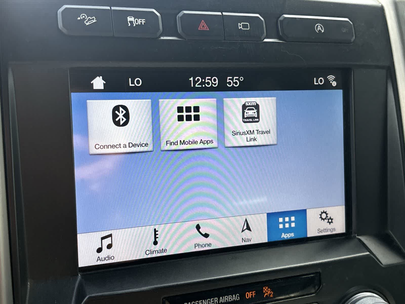 Used 2019 Ford F150 Platinum w/ Equipment Group 701A Luxury AWD/4WD image 17