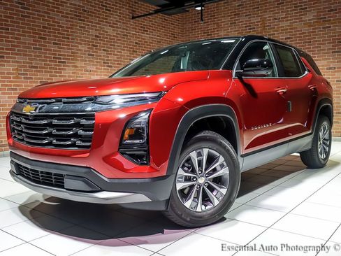 New 2026 Chevrolet Equinox LT w/ Safety and Technology Package image 2