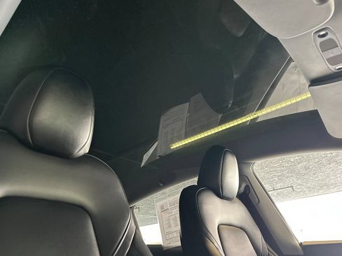 Used 2023 Tesla Model Y Long Range AWD/4WD image 18