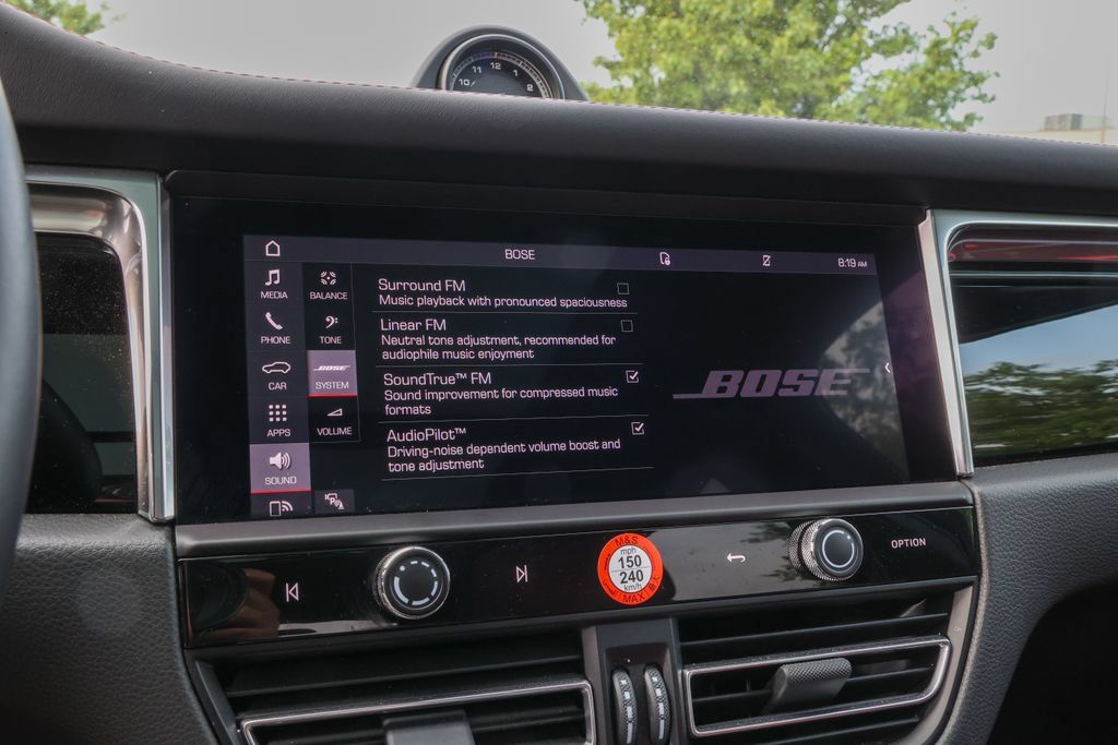 Certified 2026 Porsche Macan AWD/4WD image 50