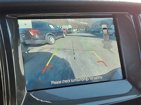 Certified 2023 Ford Ranger Lariat w/ Technology Package image 18