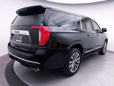 Used 2021 GMC Yukon XL Denali image 17