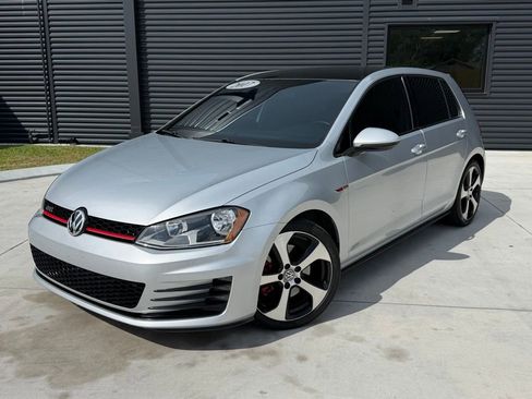 Used 2017 Volkswagen GTI S image 1