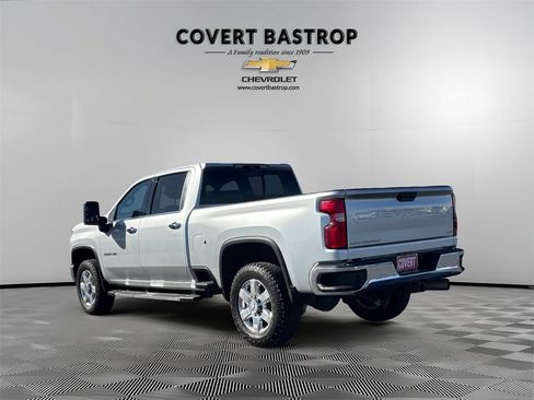Used 2020 Chevrolet Silverado 3500 LTZ w/ LTZ Premium Package image 5