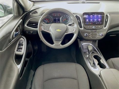 Certified 2022 Chevrolet Malibu LT image 25
