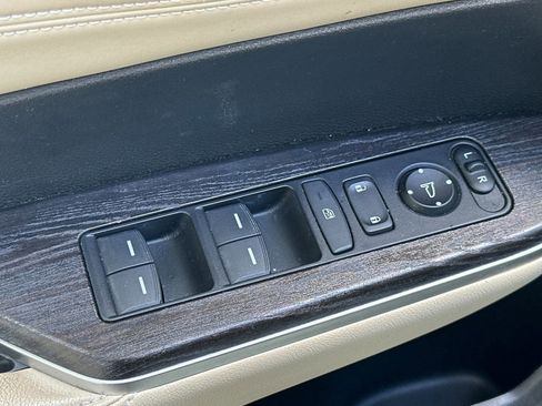 Used 2018 Honda Clarity Plug-In Hybrid image 14