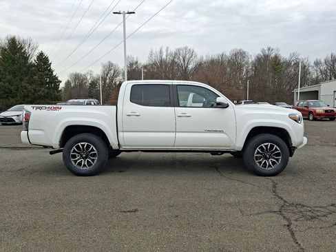 Used 2023 Toyota Tacoma SR5 image 28