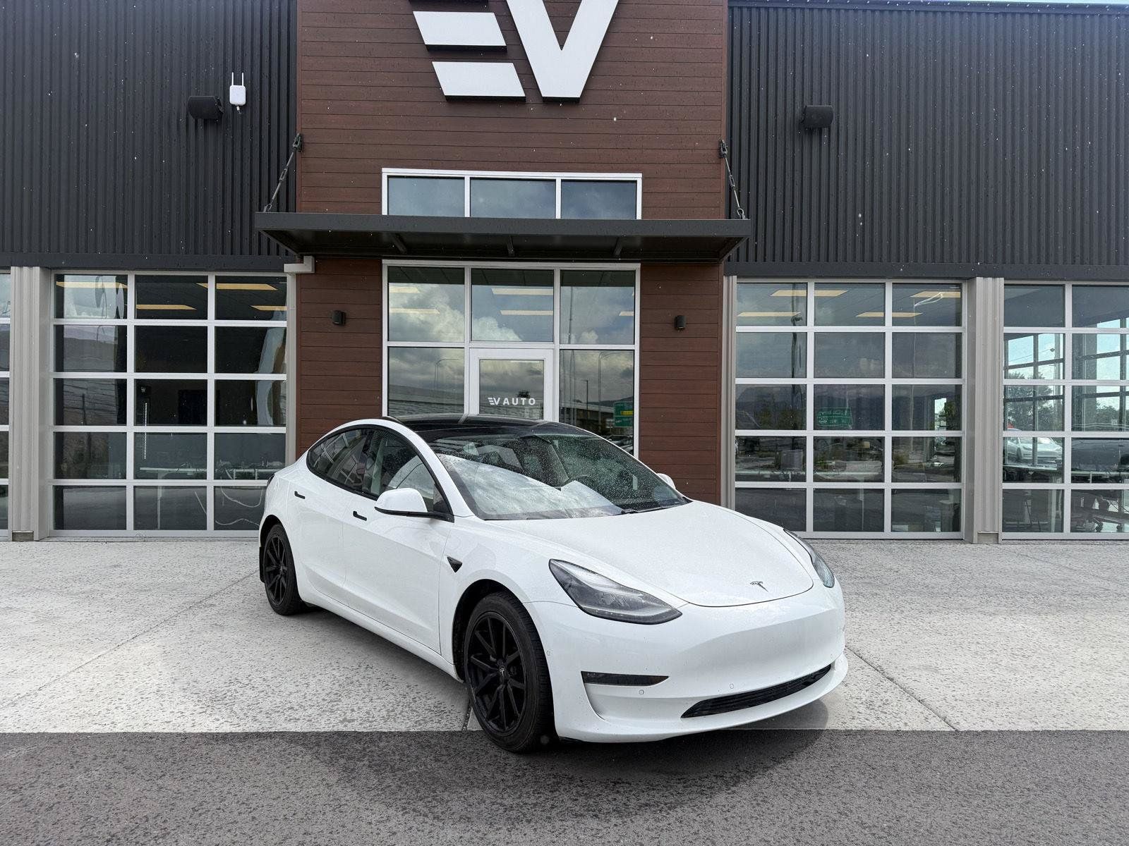 Used 2021 Tesla Model 3 Long Range AWD/4WD image 2