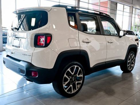 Used 2022 Jeep Renegade Limited w/ Sun, Sound & Wheels Group image 5