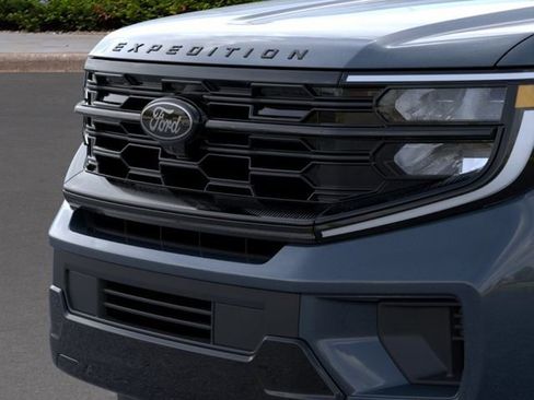 New 2026 Ford Expedition Platinum w/ Stealth Appearance Package AWD/4WD image 17