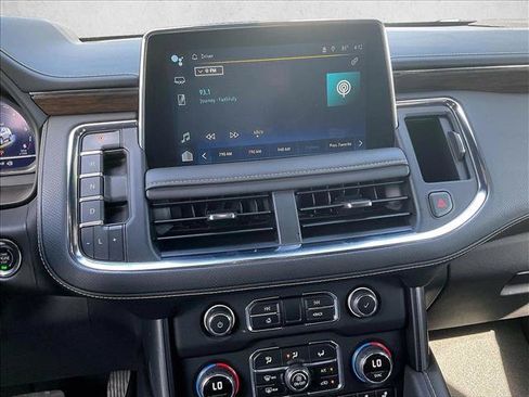 Used 2024 Chevrolet Tahoe Premier w/ Premium Package 2 RWD image 8