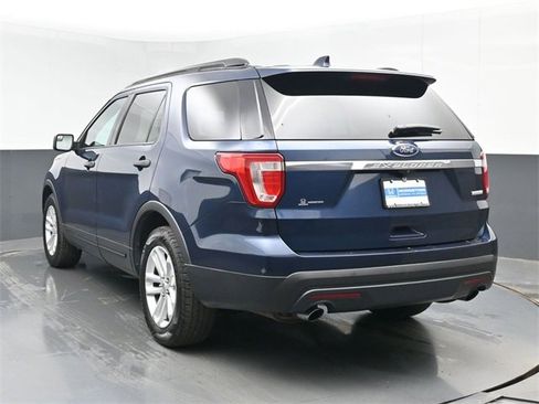 Used 2017 Ford Explorer Base image 7