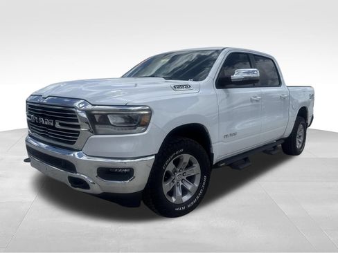 Used 2023 RAM 1500 Laramie AWD/4WD image 1