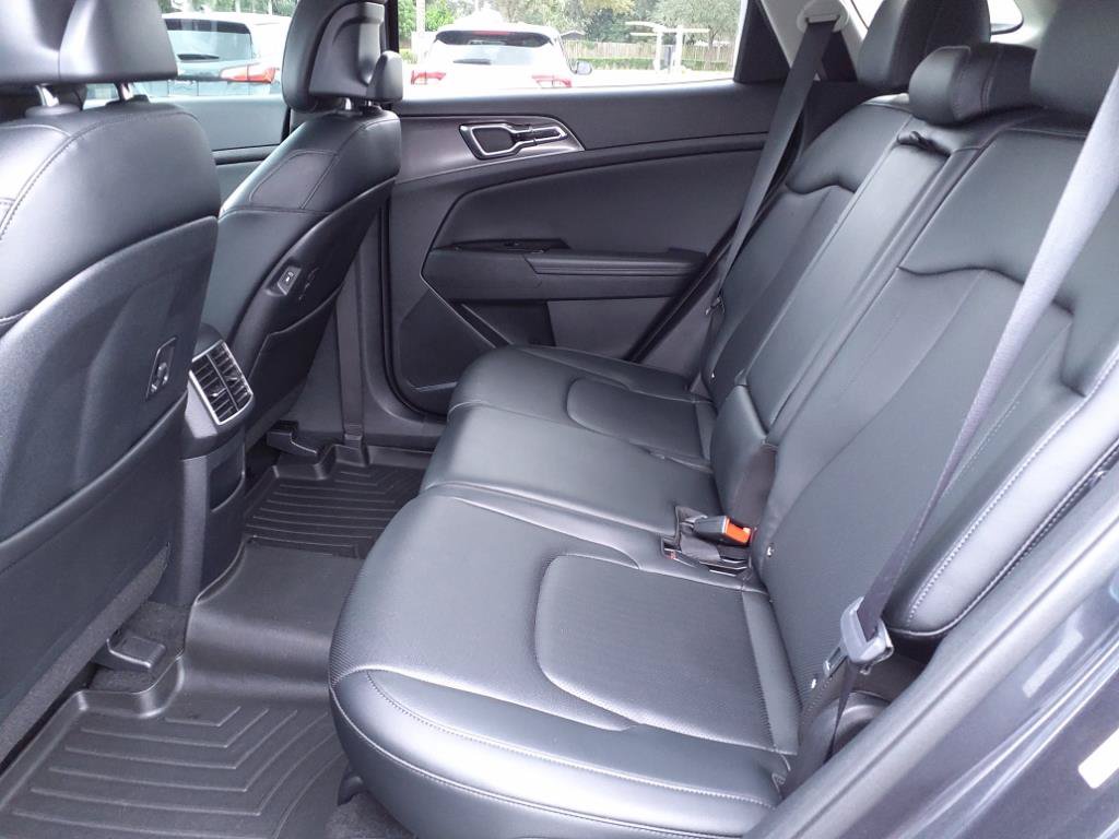 Used 2023 Kia Sportage SX FWD image 17