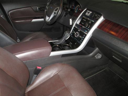 Used 2013 Ford Edge Limited AWD/4WD image 23