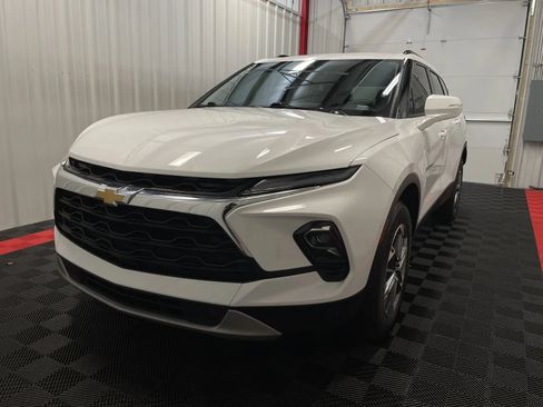Used 2023 Chevrolet Blazer LT FWD image 9