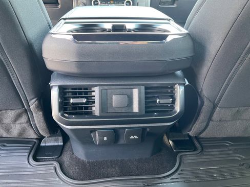 Used 2022 Ford F150 XLT w/ Equipment Group 302A High image 11