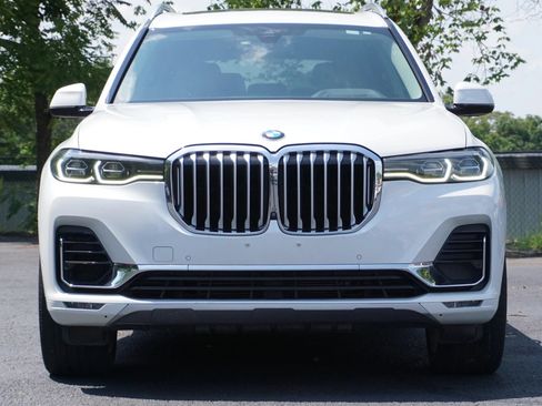Used 2020 BMW X7 xDrive40i w/ Premium Package AWD/4WD image 3