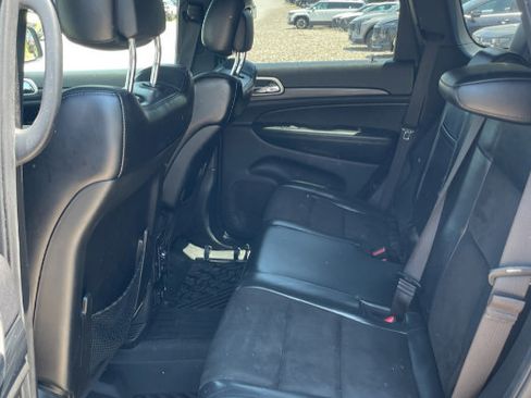 Used 2019 Jeep Grand Cherokee Altitude AWD/4WD image 3