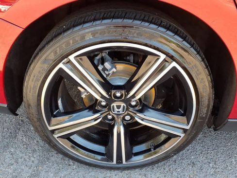 Used 2024 Honda Accord Sport image 8