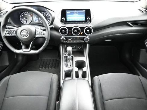 Used 2024 Nissan Sentra S w/ Lighting Package FWD image 10