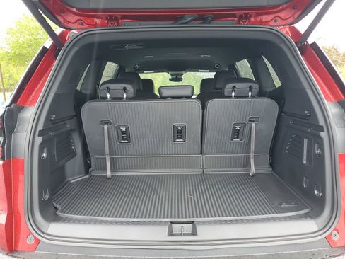 New 2026 GMC Acadia Elevation w/ Elevation Premium Package AWD/4WD image 9