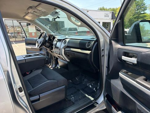 Used 2014 Toyota Tundra SR5 AWD/4WD image 24