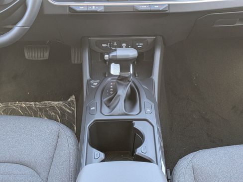 New 2025 Kia K4 GT-Line Turbo FWD image 21