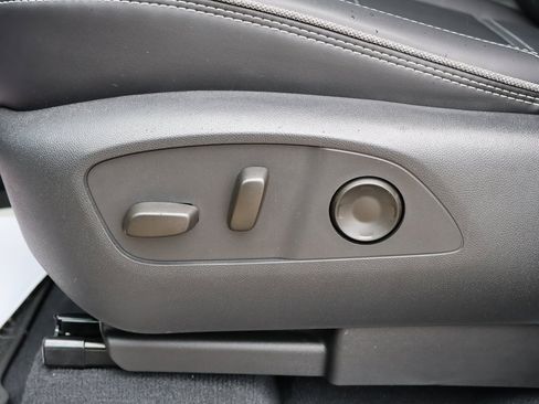 New 2025 GMC Sierra EV Denali image 15