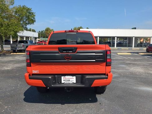 New 2025 Nissan Frontier PRO-4X w/ Pro Convenience Package image 5