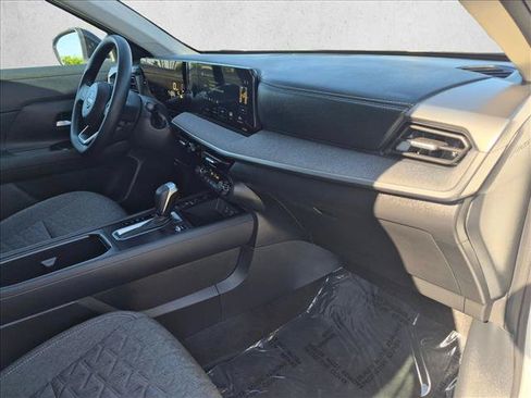 Used 2026 Nissan Kicks SV FWD image 20