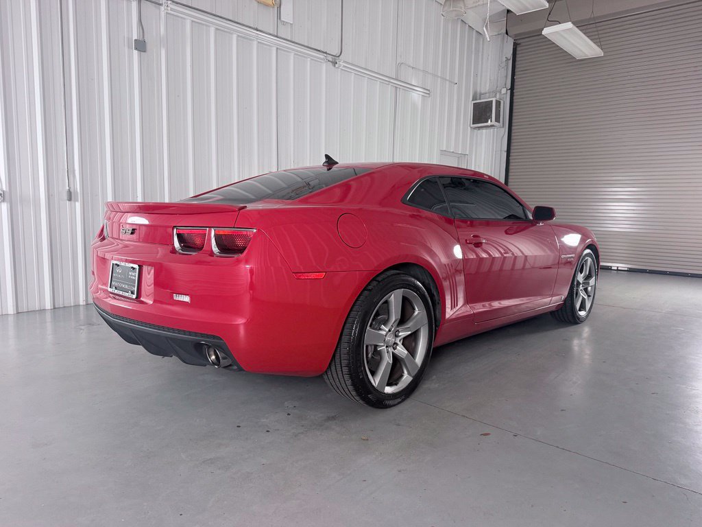 Used 2010 Chevrolet Camaro SS w/ RS Package RWD image 5