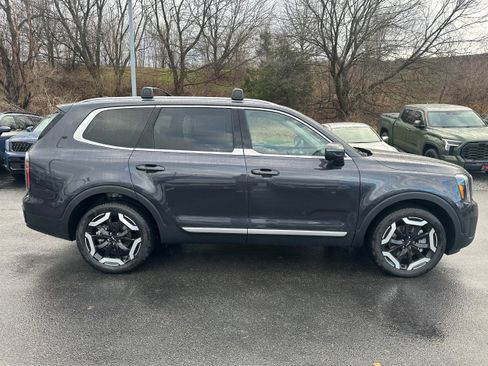 New 2025 Kia Telluride EX image 4