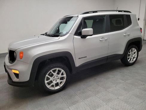 Used 2020 Jeep Renegade Latitude AWD/4WD image 2